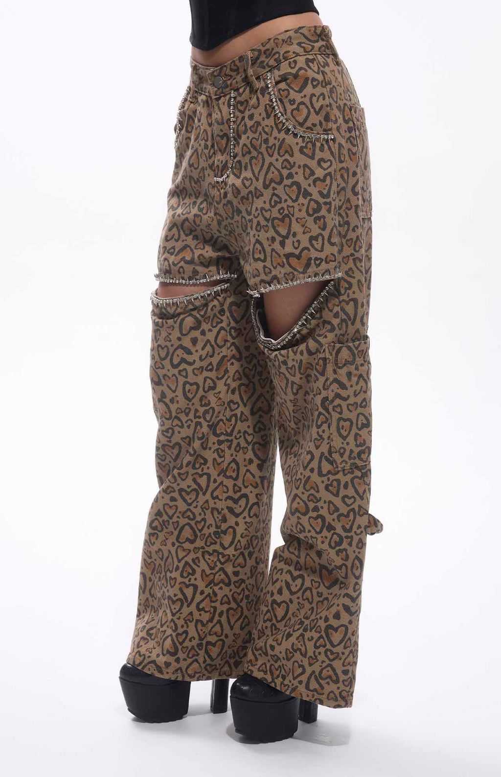 Jara Crystal Embellished Cut-Out Heart Printed Straight Leg Jeans