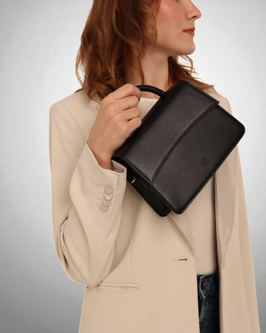 Kivik Structured Crossbody Bag | Apple Leather