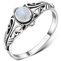 Anillo de plata con piedra lunar arcoíris étnico