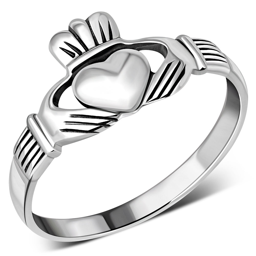 Anillo Claddagh de plata irlandés sencillo