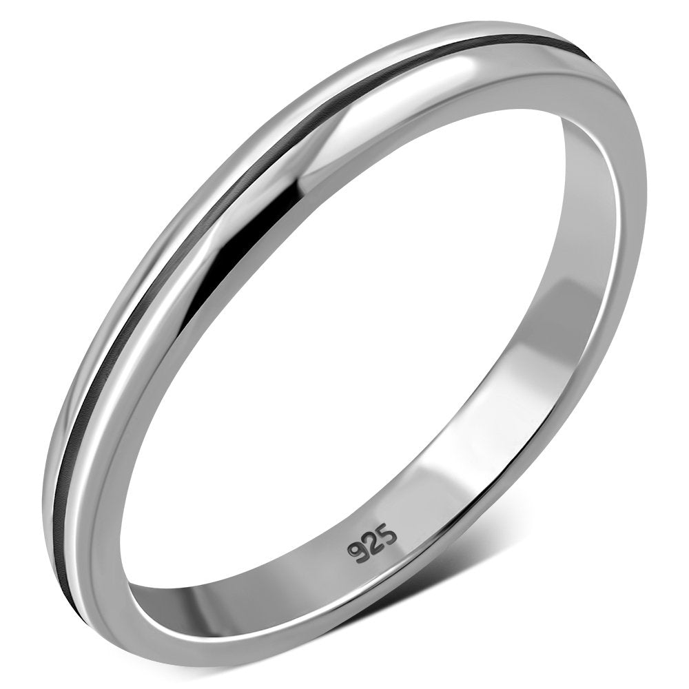 Anillo de banda de plata sencillo y liso