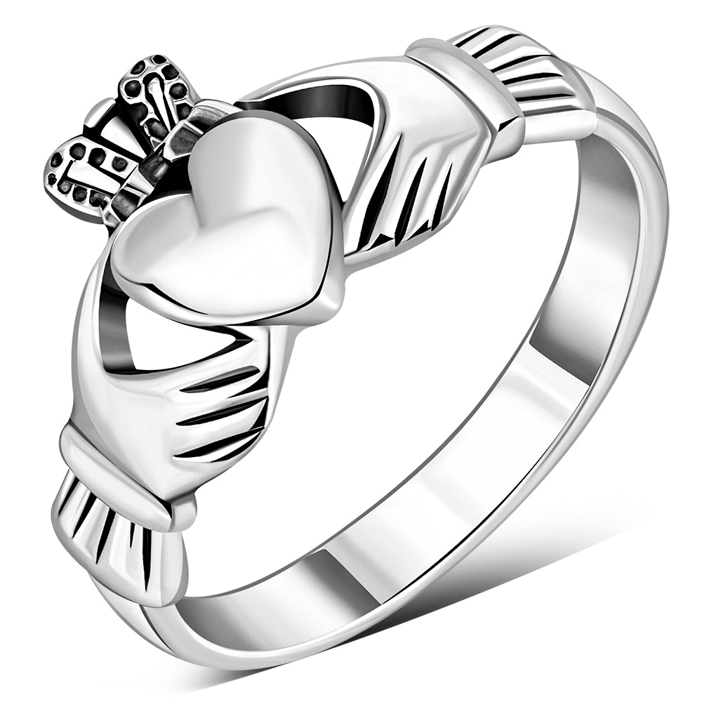 Anillo Claddagh de plata de ley lisa