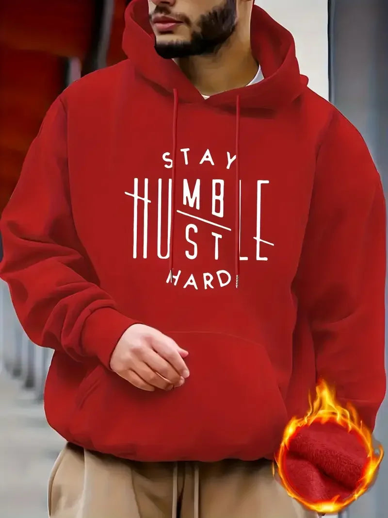 Inspirerande hoodie för män - "Stay Humble"-mönstrad avslappnad streetstyle-huvtröja, vardagsmode med lång ärm