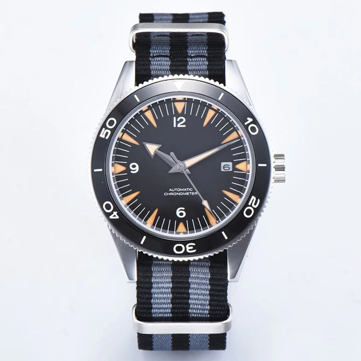Customized Logo 41MM Men's Watch Luxury Business NH35 Movement Mechanical Watch Sapphire Glass Calendar Diver Wristwatch Model