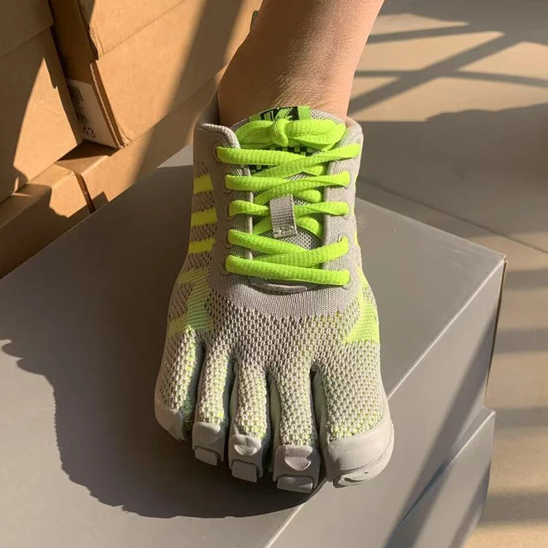 Unisex Five Toe Shoe Professional Hiking Shoes Women FiveFinger Casual Sneakers Men Outdoor Off-Road Shoes Climbing Shoes