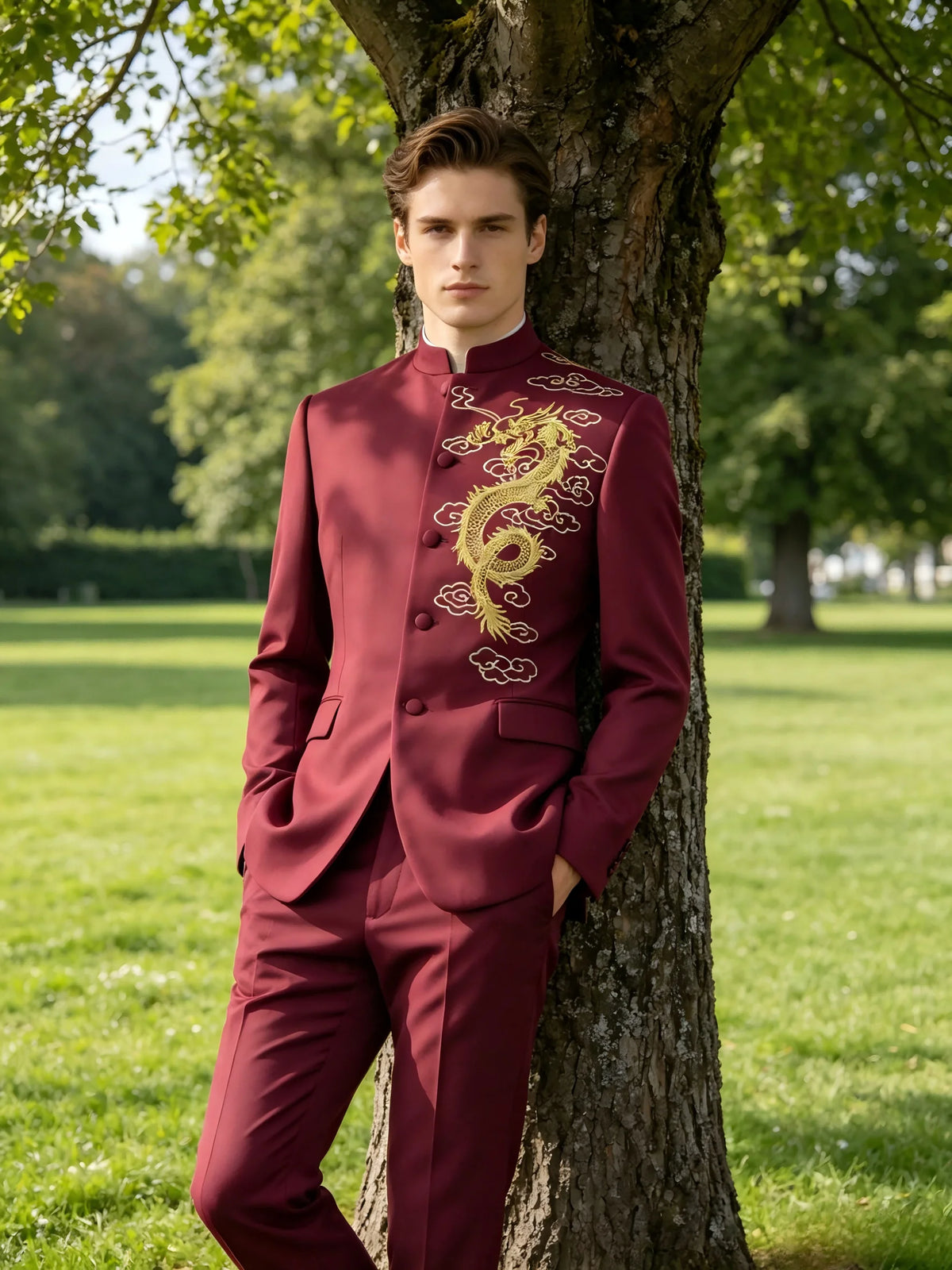 Herren Zhongshan-Anzug 2-teiliges Set Rot bestickt Wunschfarbe Festliches Outfit für Bräutigam Moderator Hochzeit Bühne Party Auftritt