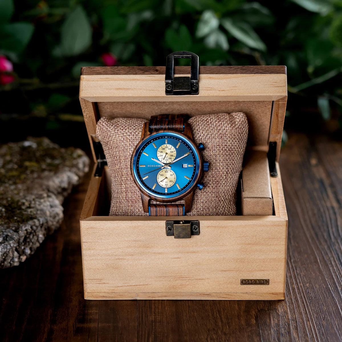 BOBO BIRD Wood Watch Men Business Quartz Watches Engraved Wooden Chronograph Wristwatch With Date Display Custom Reloj Madera