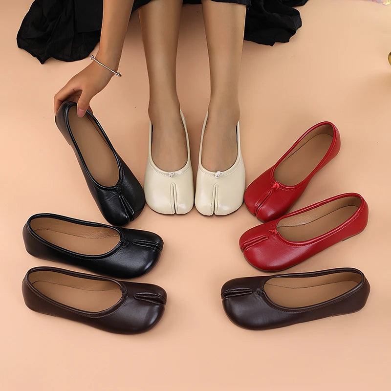 Mocasines planos de piel sintética para mujer con separador de dedos y sin cordones