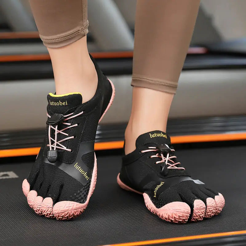 Unisex Five Toe Shoe Professional Hiking Shoes Women FiveFinger Casual Sneakers Men Outdoor Off-Road Shoes Climbing Shoes