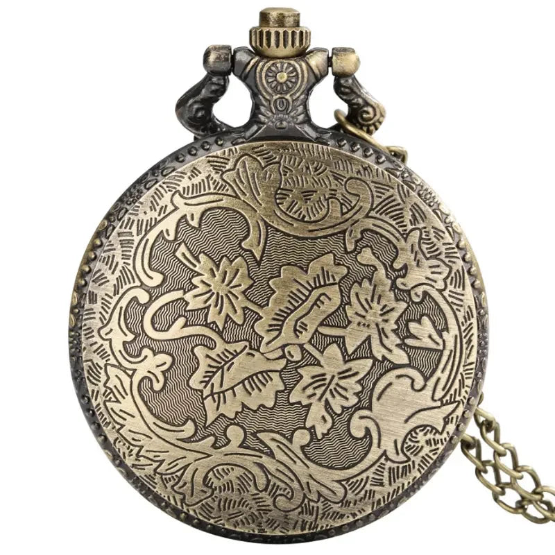 Vintage Paris Eiffel Tower Notre Dame Design Quartz Pocket Watch LE LOUVRE Necklace Pendant Art Souvenir Clock for Men Women