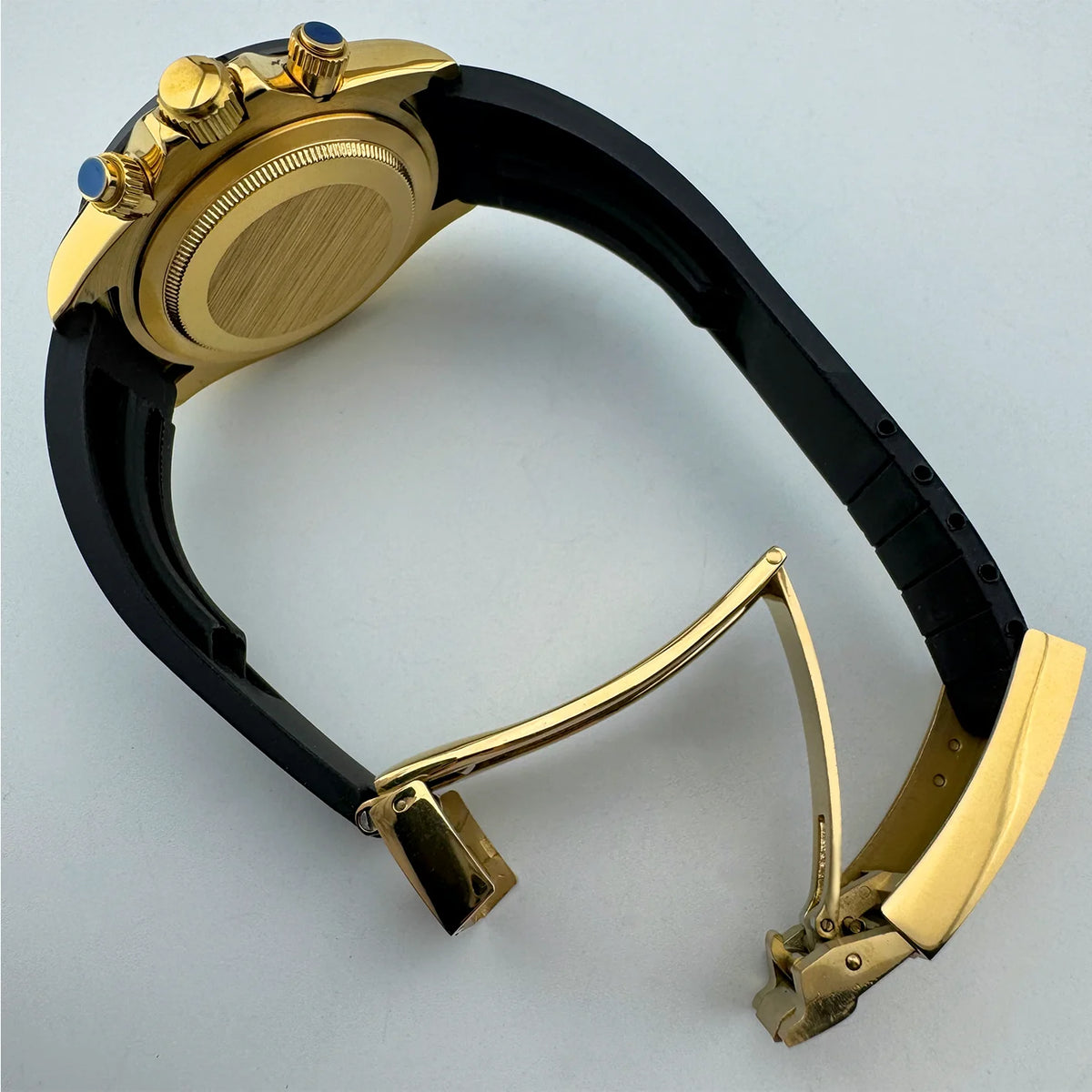 Corgeut Luxury Men's 39mm Quartz Watch Chronograph Sapphire Fashionable Trendy Stylish Sports Steel Band Wristwatch Custom Logo