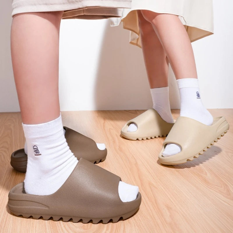 Tofflor för dam och herr, mode-slides i EVA, sommarsandaler 2026 för strand och utomhusbruk, vardagsskor för dam och herr, flip-flops och sandaler för män
