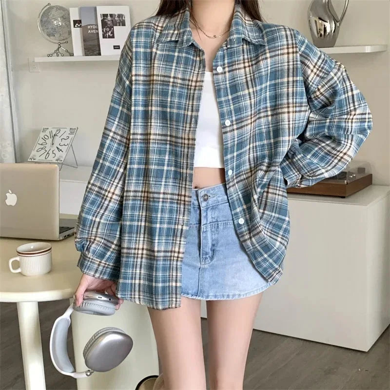 Women Tartan Shirt Long Sleeve Collared Button Up Oversized Plaid Shirt Jacket Grunge Fashion Teenage Girl Spring Summer Outfit