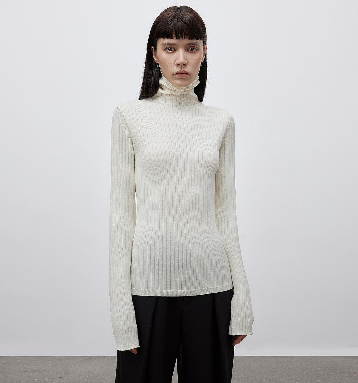 Suéter de punto ajustado para mujer "Moonlight Essence", camisa interior de cuello de pelo de lana 48S lavable a máquina