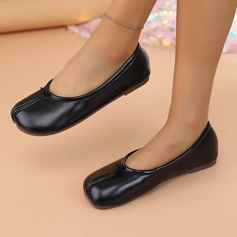 Women's Artificial Leather Slip-On Toe Separator Loafers Flat Shoes