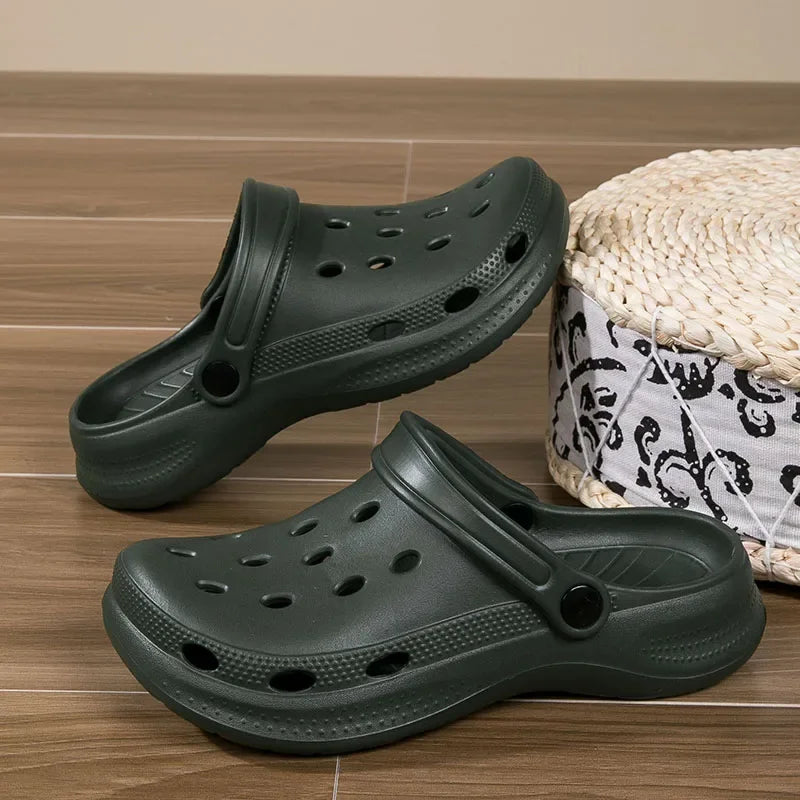 Plus Size 36-48 Summer Slippers Comfortable Men Clogs Lightweight Anti Slip Beach Sandals Woman Fashion Waterproof Garden Shoes