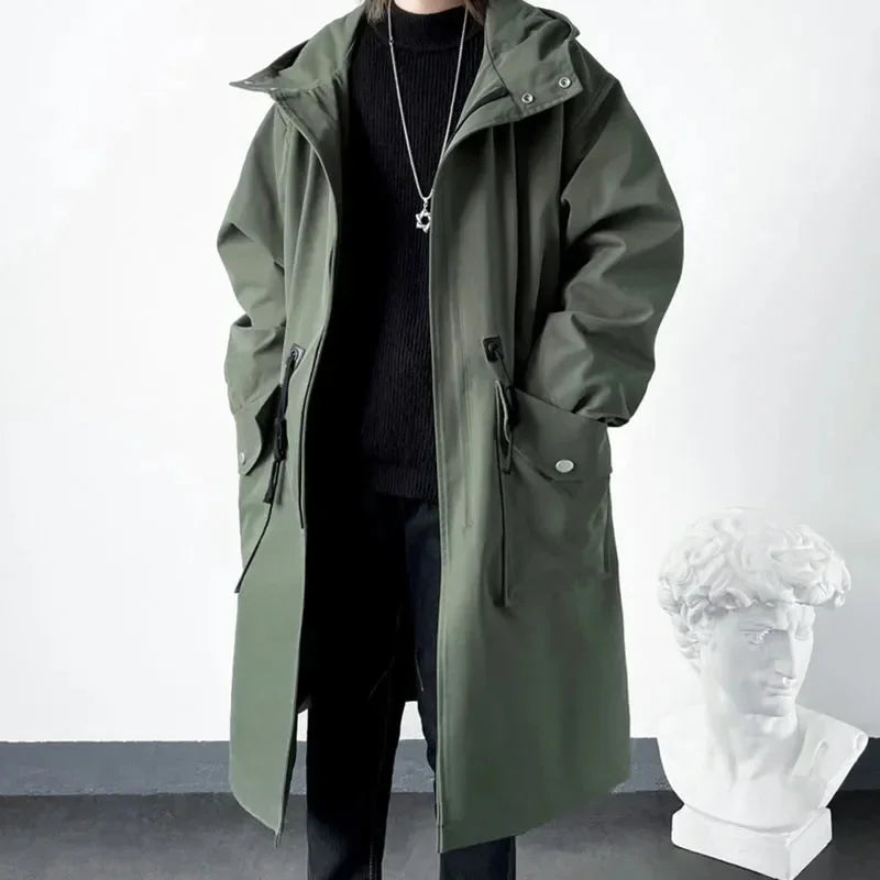 Våren och hösten 2025 armégrön vindjacka mode för män medellång ledig huvjacka herr vardaglig streetwear överrock herrkläder