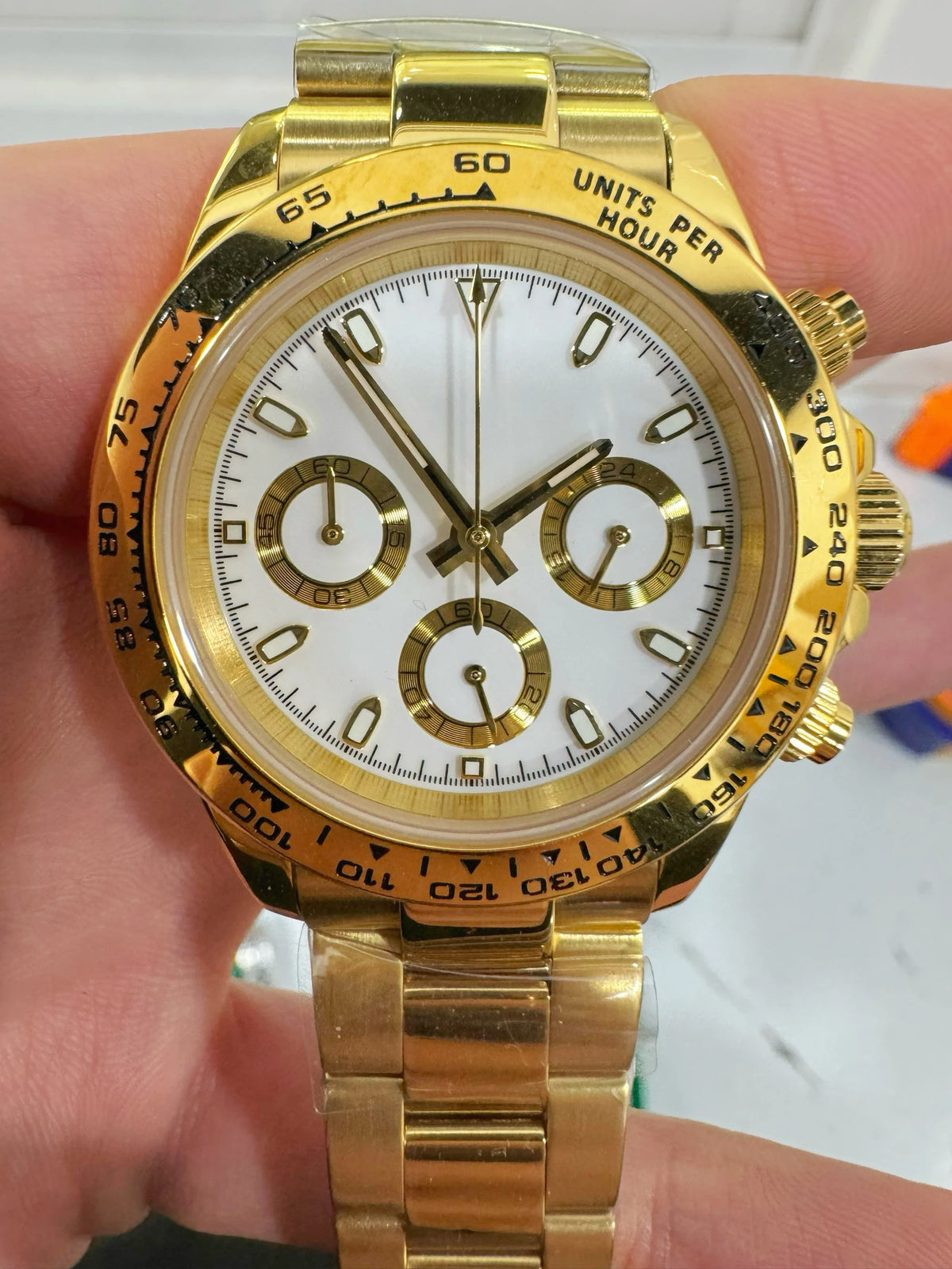 Customized 39mm Men's Luxury Quartz Watch Chronograph Fashion Sapphire Trendy Sports Steel Band Wrist Watches Corgeut