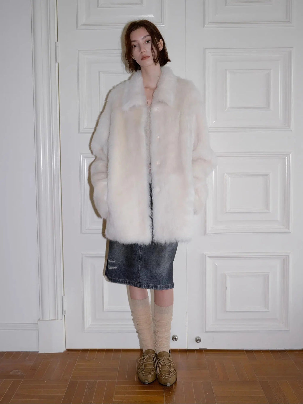 "Autumn Exclusive" Imported Toscana Shearing Short Lapel Fur Coat