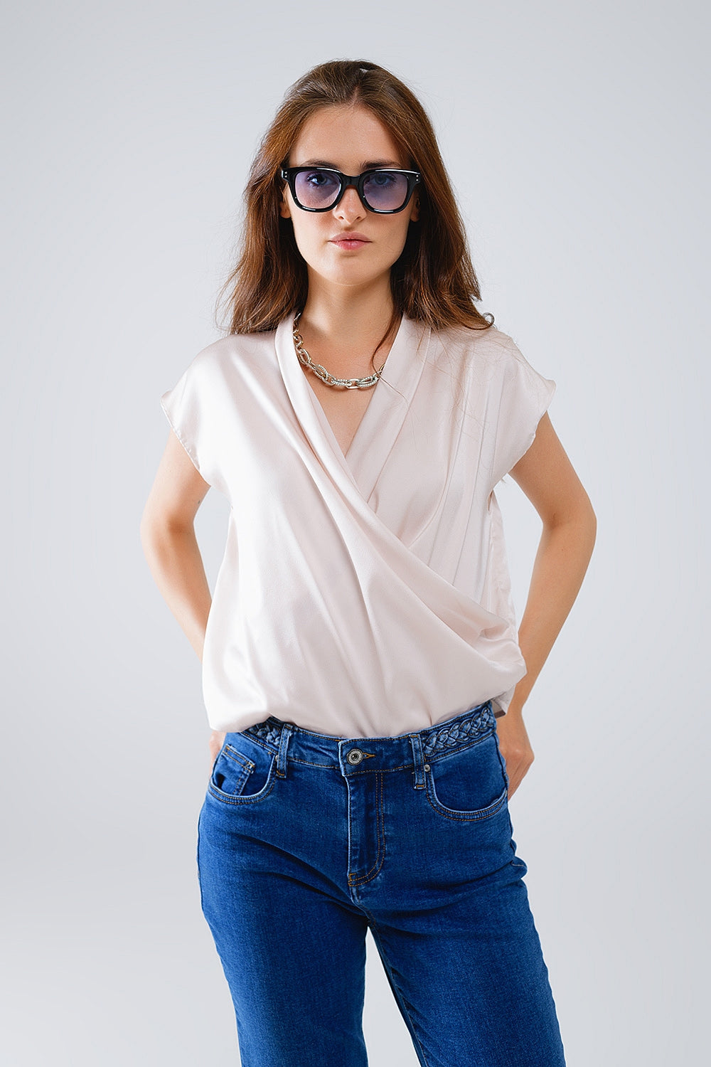 Beige Crossed Silk Top With V-Neck and Short Sleeves
