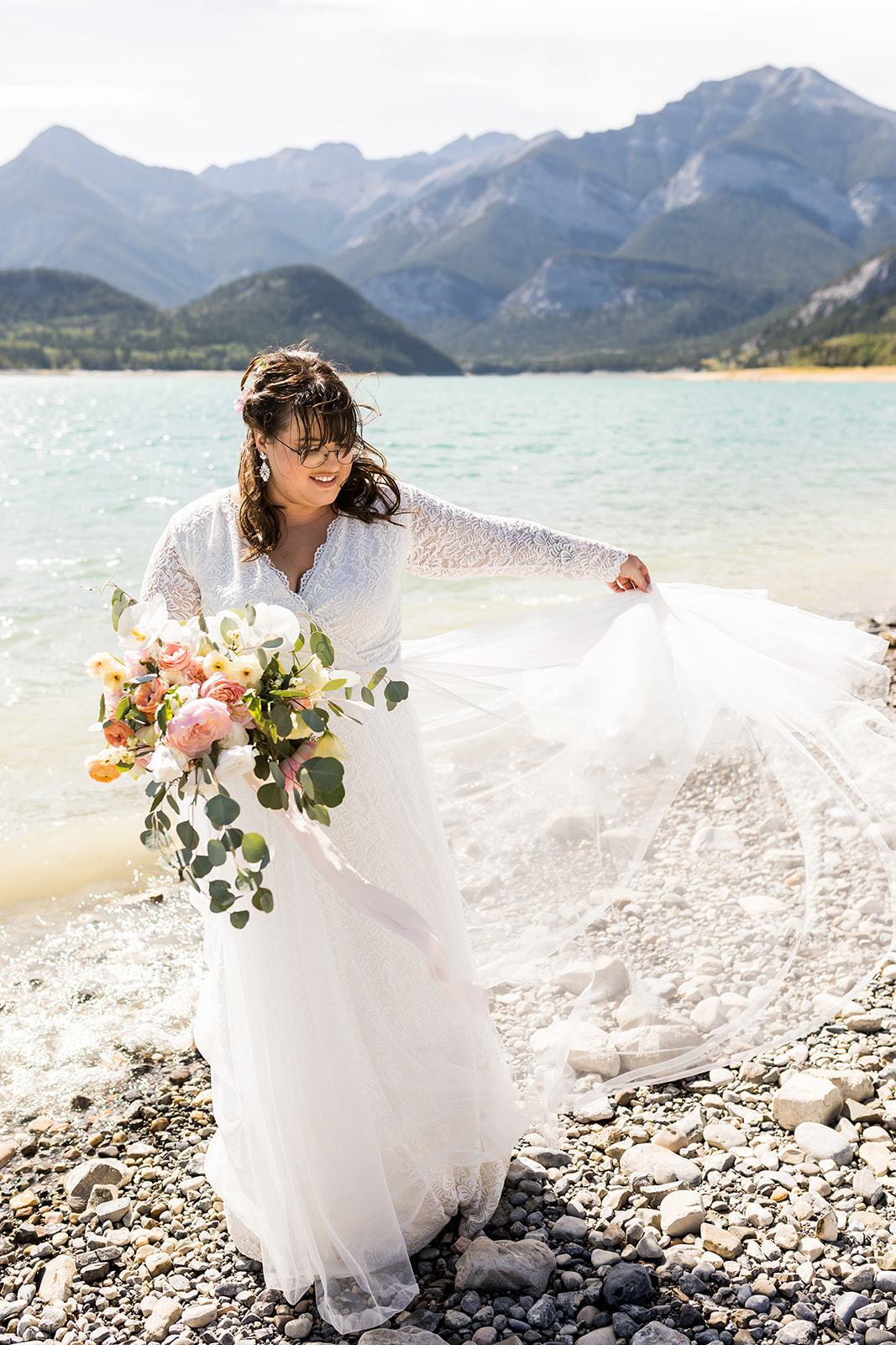 Vestido de tul con curvas #1315