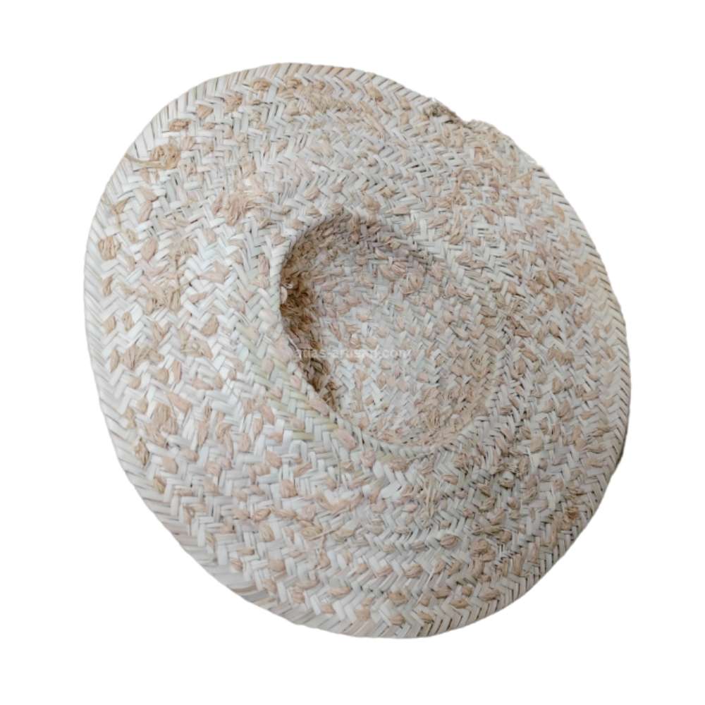 Sombrero de mimbre para el verano