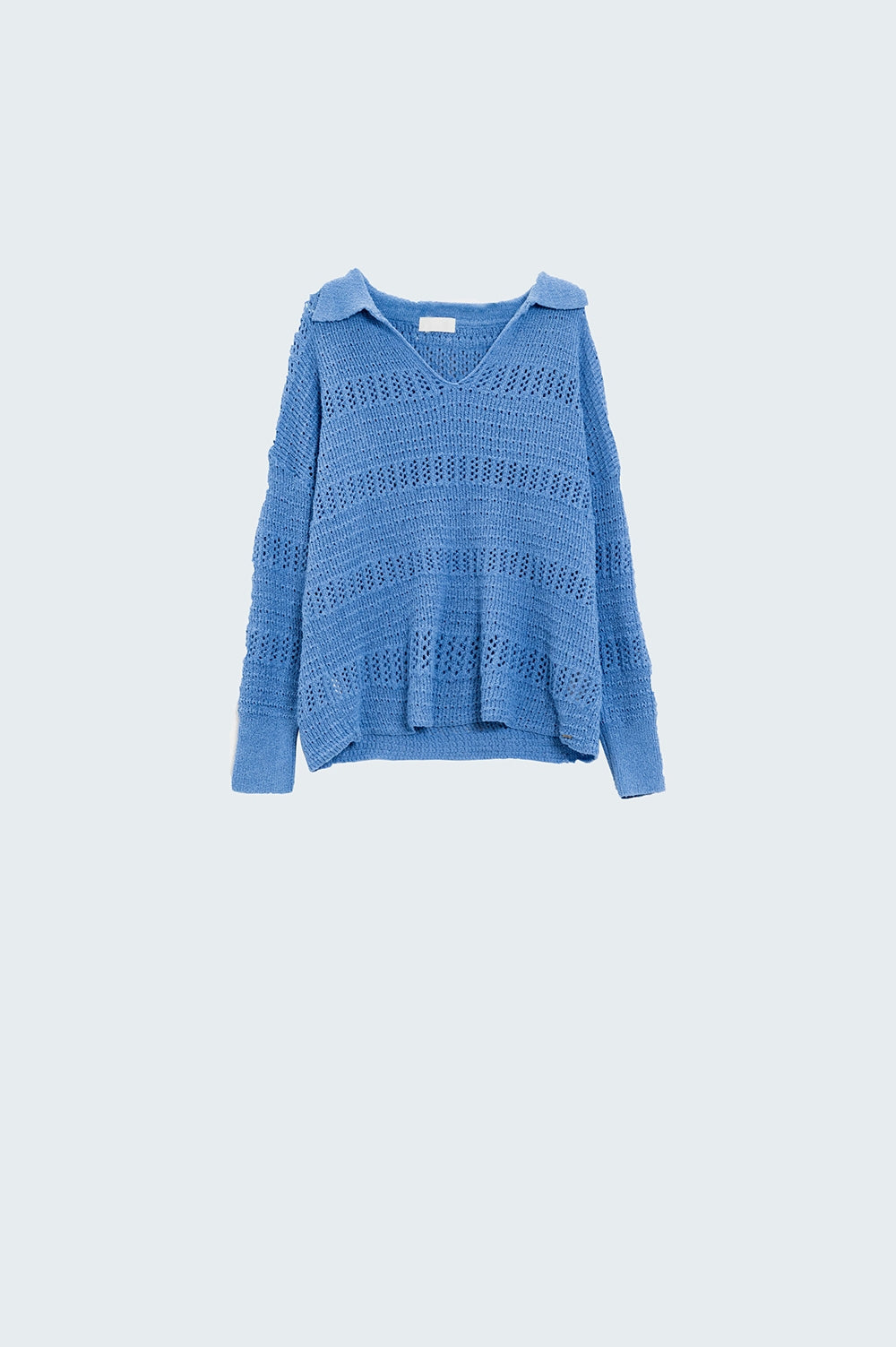 Jersey de punto de ganchillo con cuello en V y cuello polo en azul