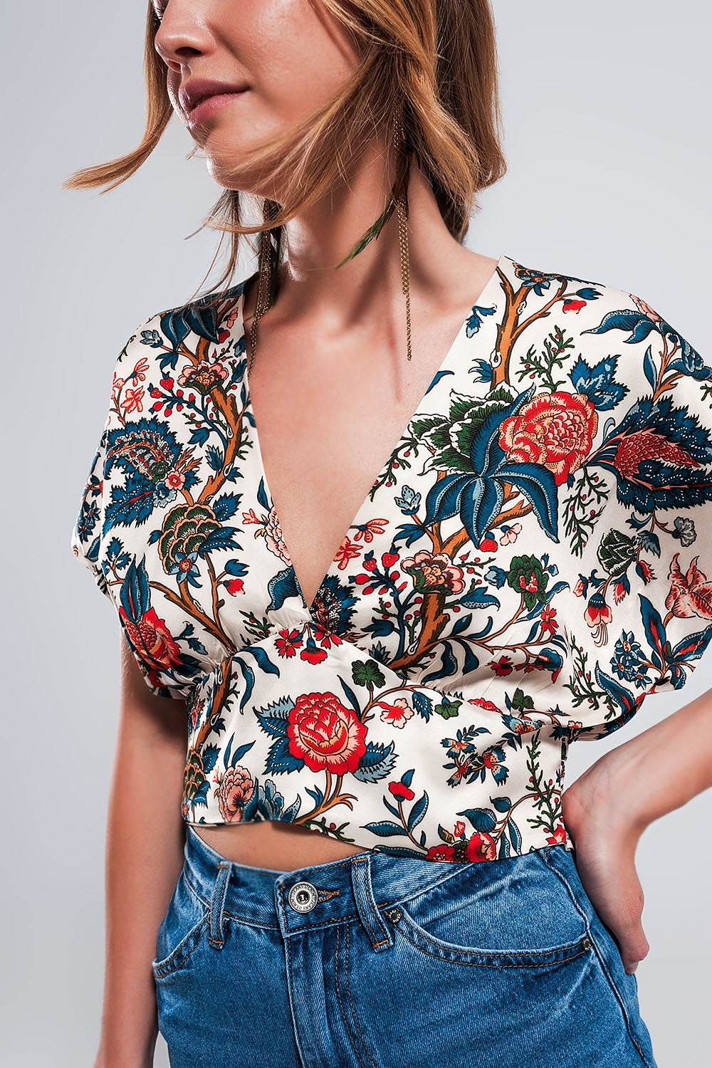 Crop Top With Beige Paisley Print