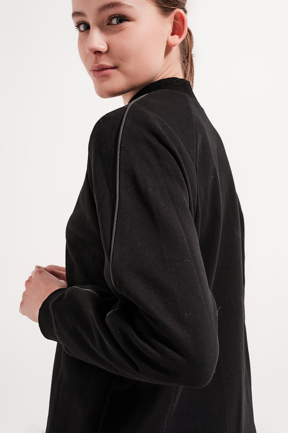 Sweatshirt med hög krage i svart
