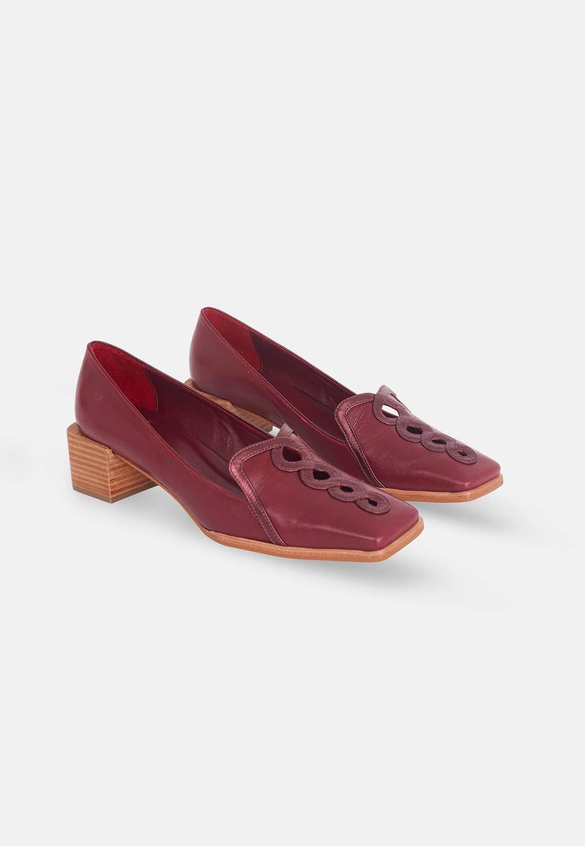 Cordía Caramel Leather Loafers – Square Toe, 4cm Wooden Block Heel
