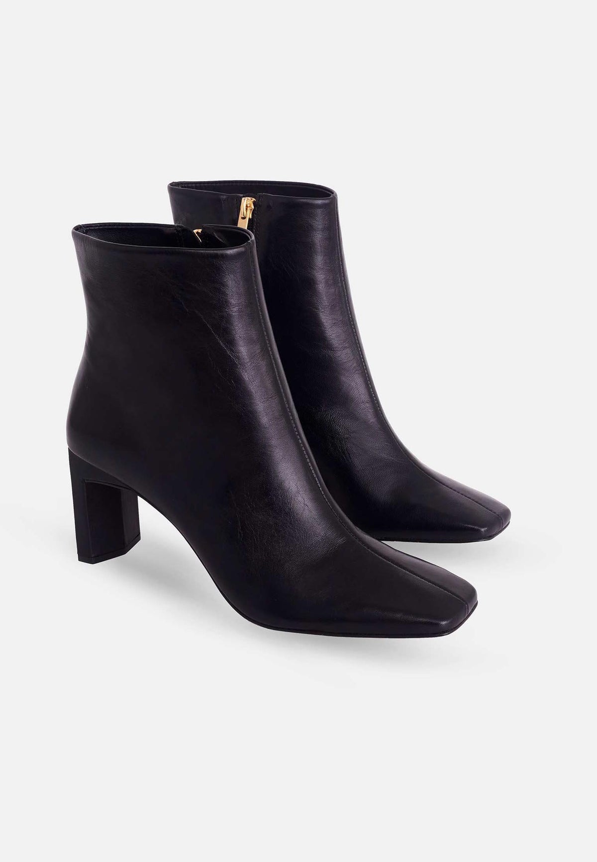 Botines de piel de cabra Senna en color oliva – Tacón ancho de 7,6 cm