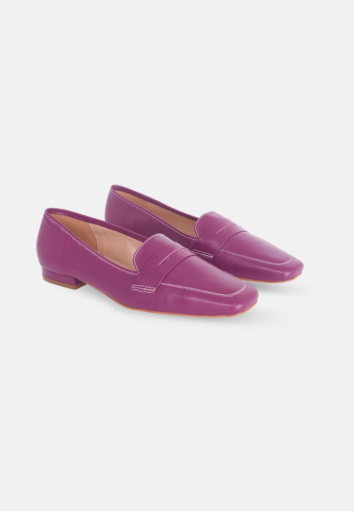 Cipó Beige Leather Square-Toe Loafers – Flat