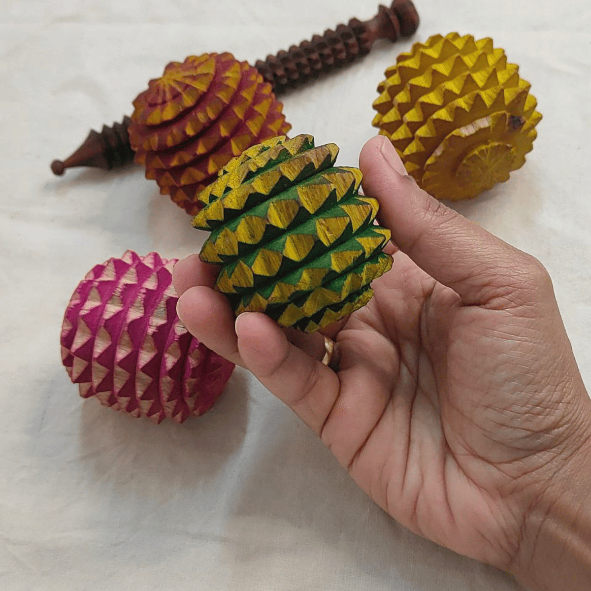 Pelota de reflexología de madera – Bola de masaje de acupresión hecha a mano