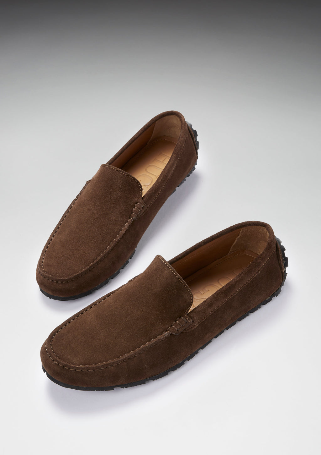 Mocasines de conducción con suela de neumático, ante marrón