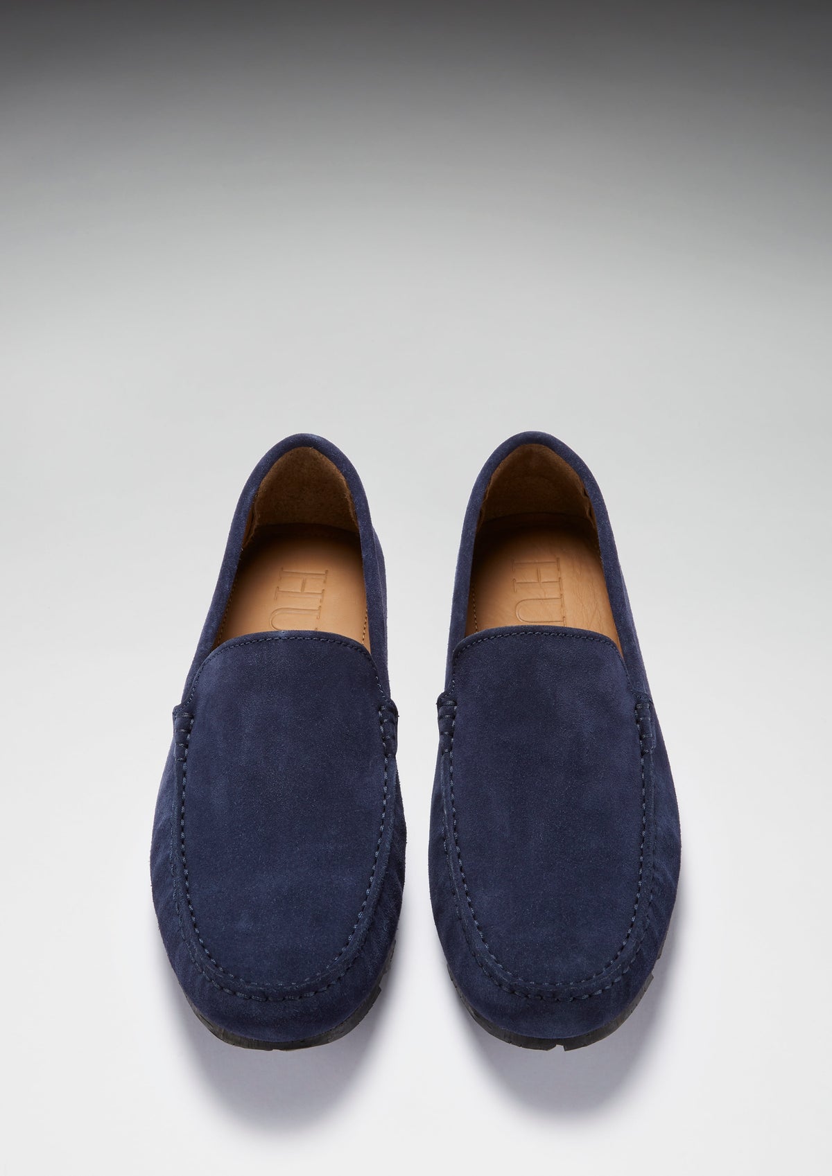 Mockasinloafers med däckmönstrad sula, marinblå mocka