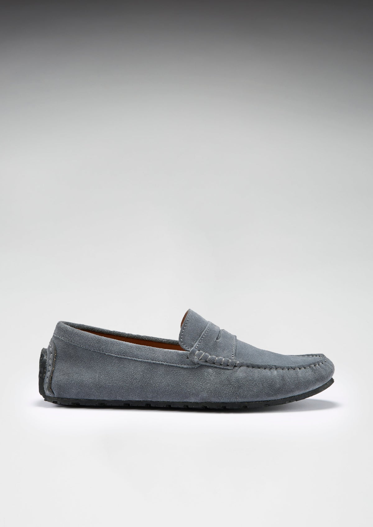 Mocasines de conducción tipo penny con suela de neumático, ante gris pizarra
