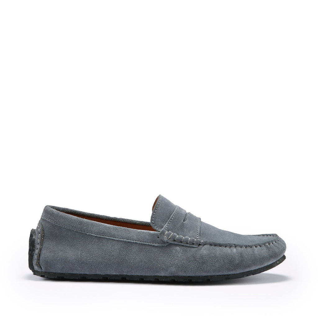 Mocasines de conducción tipo penny con suela de neumático, ante gris pizarra