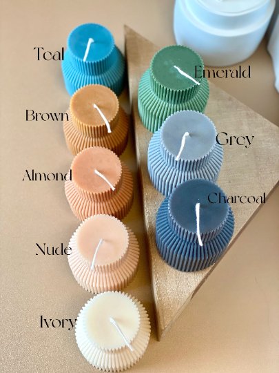 Swirl Candle | Minimalist Creation