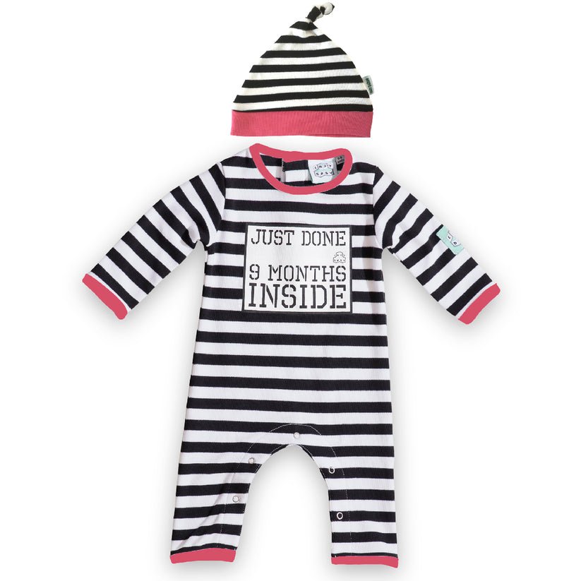 Zabawny prezent na baby shower – Zestaw ubranek dziecięcych Just Done 9 Months Inside®