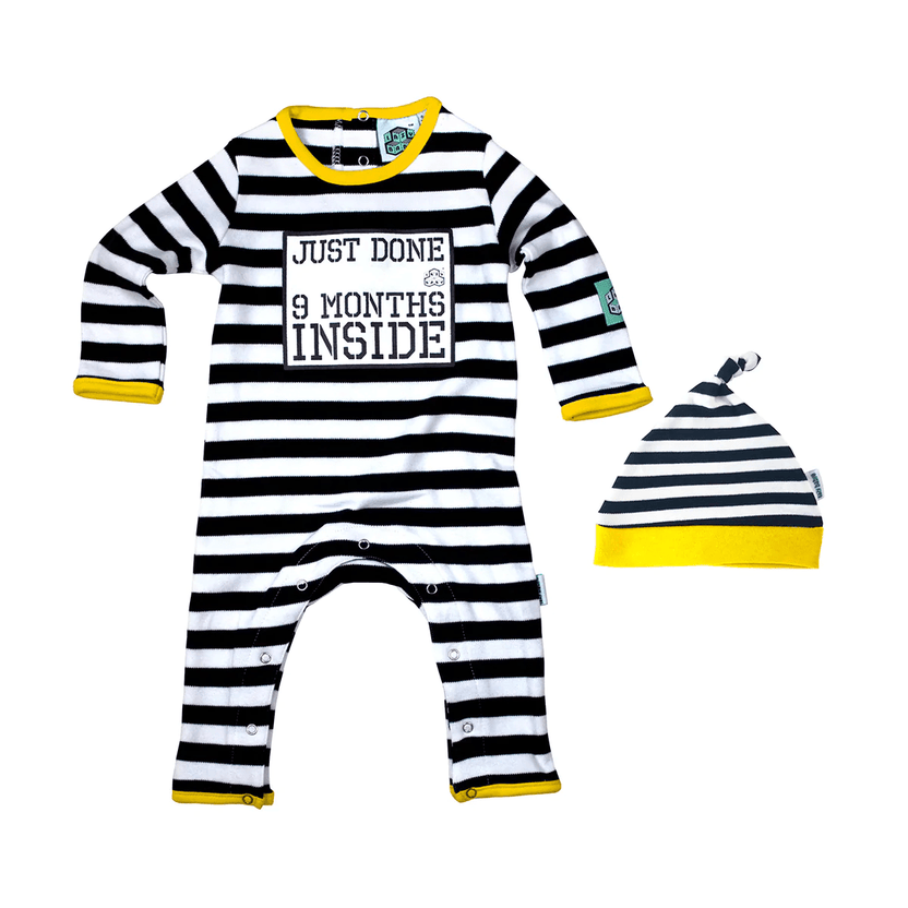 Zabawny prezent na baby shower – Zestaw ubranek dziecięcych Just Done 9 Months Inside®