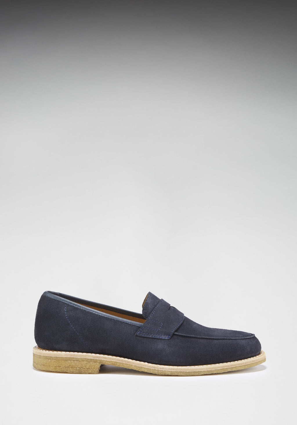 Mocasines de gamuza azul, suela ribeteada de caucho crepé