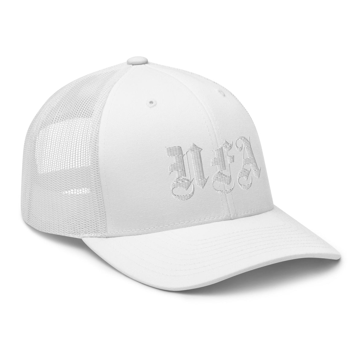Czapka z daszkiem typu trucker z białym haftem NFA