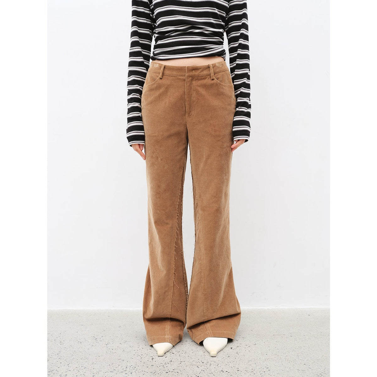 Pantalones de pana acampanados, de corte ajustado, versátiles, retro y modernos, "Road to Extraordinary"