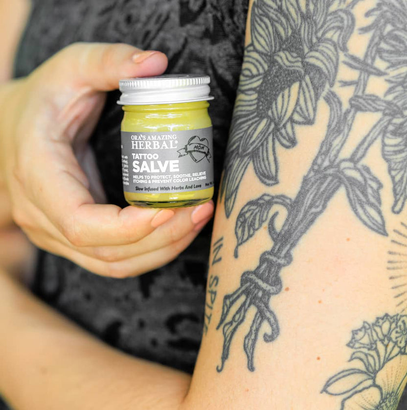 Tatuering-salva, naturlig eftervård för tatueringar
